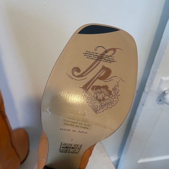 Free People Camel Boots - Picture 5 of 7